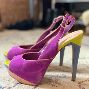 Jessica Simpson Shavon multi-color peep toe pump
